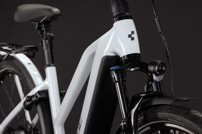 Cube Kathmandu Hybrid Deluxe Pro 800 metallicwhite'n'chrome Gr&ouml;&szlig;e: Trapeze 54 cm Produktbild 5